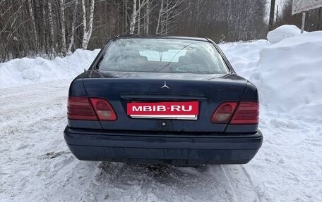 Mercedes-Benz E-Класс, 1996 год, 230 000 рублей, 6 фотография