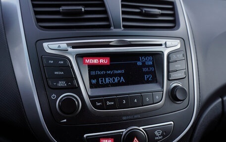 Hyundai Solaris II рестайлинг, 2015 год, 1 028 000 рублей, 14 фотография