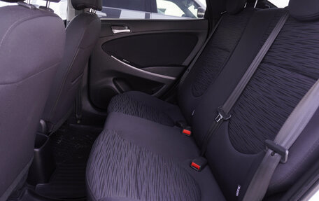 Hyundai Solaris II рестайлинг, 2015 год, 1 028 000 рублей, 20 фотография