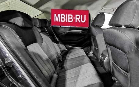 Mazda 6, 2019 год, 1 875 000 рублей, 17 фотография