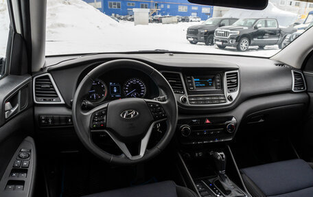 Hyundai Tucson III, 2018 год, 1 780 000 рублей, 6 фотография