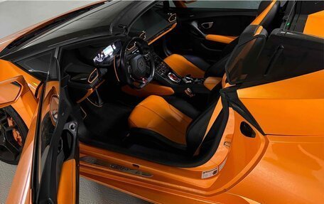 Lamborghini Huracán, 2016 год, 19 500 000 рублей, 11 фотография