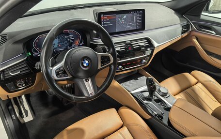 BMW 5 серия, 2021 год, 5 450 000 рублей, 10 фотография