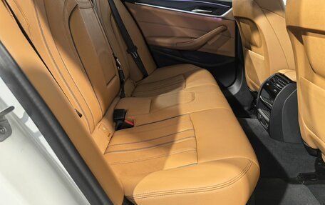 BMW 5 серия, 2021 год, 5 450 000 рублей, 26 фотография