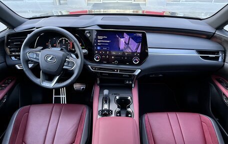 Lexus RX IV рестайлинг, 2024 год, 10 500 000 рублей, 9 фотография