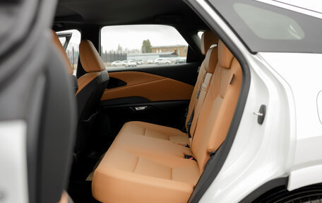 Toyota RAV4, 2026 год, 4 600 000 рублей, 21 фотография