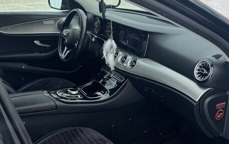 Mercedes-Benz E-Класс, 2018 год, 2 333 000 рублей, 5 фотография