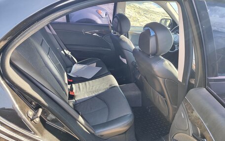 Mercedes-Benz E-Класс, 2008 год, 900 000 рублей, 6 фотография