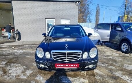 Mercedes-Benz E-Класс, 2008 год, 900 000 рублей, 3 фотография