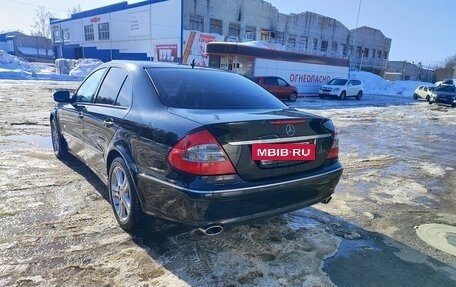 Mercedes-Benz E-Класс, 2008 год, 900 000 рублей, 2 фотография