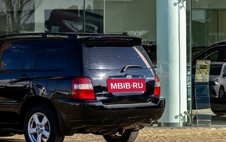 Toyota Highlander III, 2005 год, 1 155 000 рублей, 10 фотография