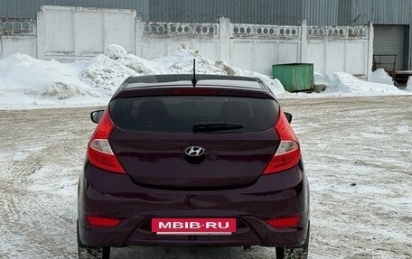 Hyundai Solaris II рестайлинг, 2011 год, 545 000 рублей, 5 фотография