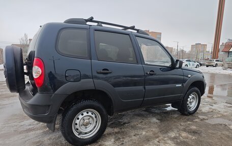 Chevrolet Niva I рестайлинг, 2011 год, 425 000 рублей, 3 фотография