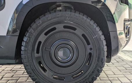 Land Rover Defender II, 2026 год, 15 400 000 рублей, 9 фотография