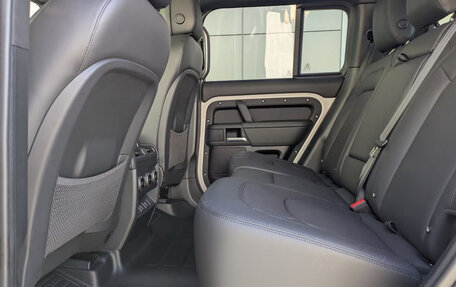 Land Rover Defender II, 2026 год, 15 400 000 рублей, 13 фотография