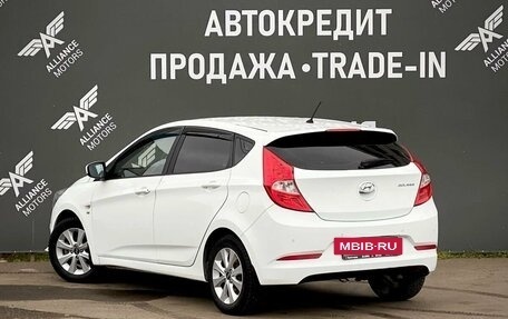 Hyundai Solaris II рестайлинг, 2016 год, 895 000 рублей, 5 фотография