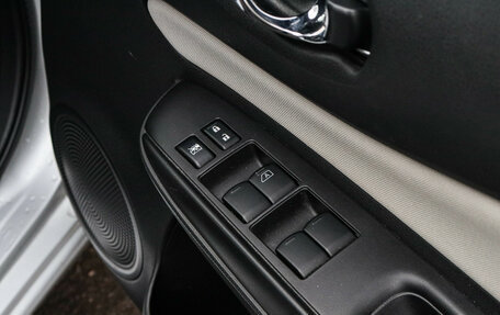 Nissan Note II рестайлинг, 2016 год, 990 000 рублей, 13 фотография