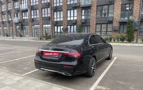 Mercedes-Benz E-Класс, 2020 год, 4 750 000 рублей, 4 фотография