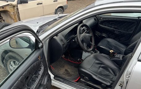 Mitsubishi Carisma I, 2002 год, 295 000 рублей, 2 фотография