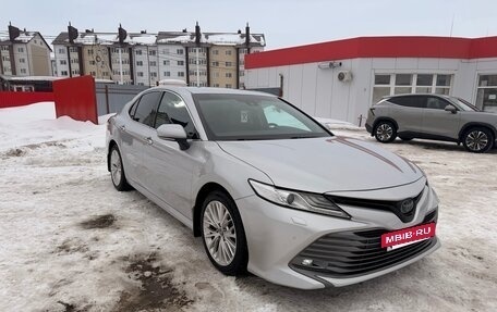Toyota Camry, 2018 год, 2 550 000 рублей, 5 фотография