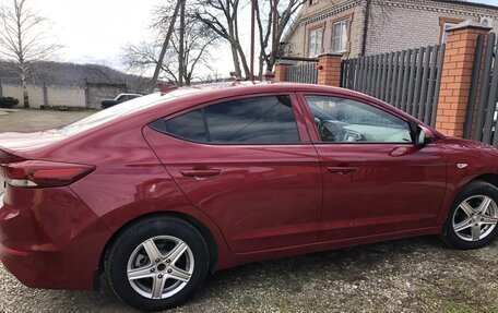 Hyundai Elantra VI рестайлинг, 2017 год, 1 570 000 рублей, 8 фотография