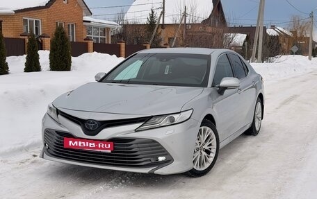 Toyota Camry, 2018 год, 2 550 000 рублей, 27 фотография