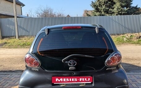 Toyota Aygo II, 2009 год, 500 000 рублей, 2 фотография