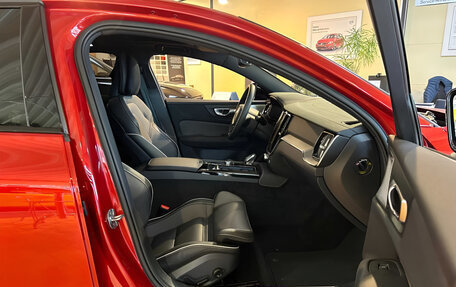 Volvo S60 III, 2024 год, 4 890 000 рублей, 3 фотография