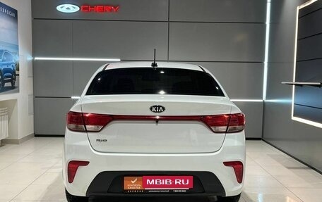 KIA Rio IV, 2018 год, 1 270 000 рублей, 6 фотография