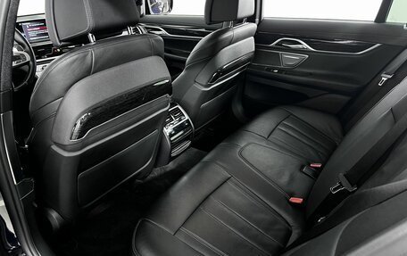 BMW 7 серия, 2019 год, 4 300 000 рублей, 11 фотография