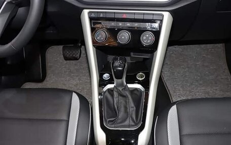 Volkswagen T-Roc I, 2026 год, 1 413 000 рублей, 16 фотография