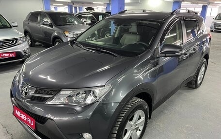 Toyota RAV4, 2013 год, 1 950 000 рублей, 1 фотография