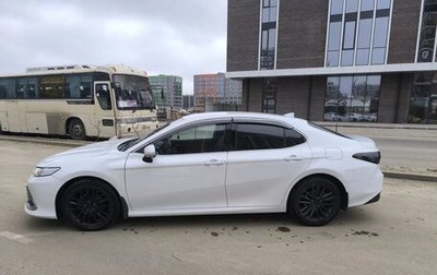 Toyota Camry, 2021 год, 2 750 000 рублей, 1 фотография