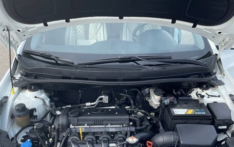 Hyundai Solaris II рестайлинг, 2013 год, 1 100 000 рублей, 15 фотография