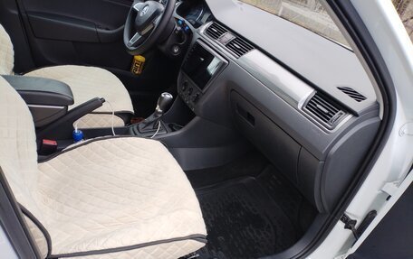 Skoda Rapid I, 2014 год, 930 000 рублей, 4 фотография