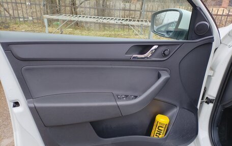 Skoda Rapid I, 2014 год, 930 000 рублей, 5 фотография