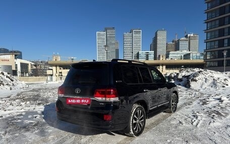 Toyota Land Cruiser 200, 2020 год, 7 600 000 рублей, 4 фотография