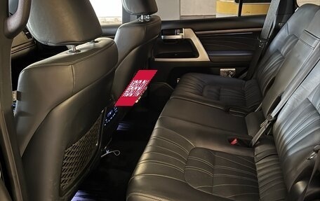 Toyota Land Cruiser 200, 2020 год, 7 600 000 рублей, 12 фотография