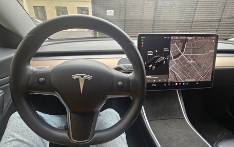 Tesla Model 3 I, 2019 год, 3 000 000 рублей, 6 фотография