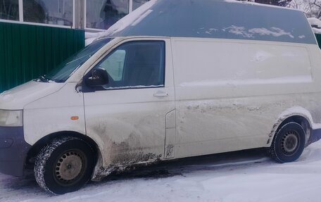 Volkswagen Transporter T5 рестайлинг, 2005 год, 750 000 рублей, 2 фотография