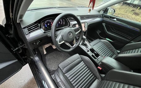 Volkswagen Passat B8 рестайлинг, 2020 год, 3 100 000 рублей, 4 фотография