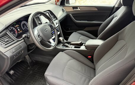 Hyundai Sonata VII, 2018 год, 2 050 000 рублей, 8 фотография