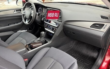 Hyundai Sonata VII, 2018 год, 2 050 000 рублей, 10 фотография