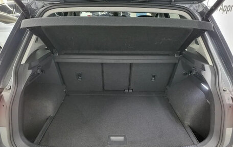 Volkswagen Tiguan II, 2022 год, 2 990 000 рублей, 5 фотография