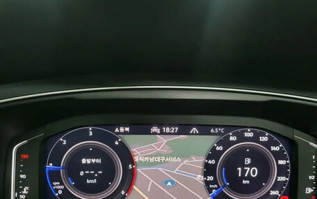 Volkswagen Tiguan II, 2022 год, 2 990 000 рублей, 9 фотография