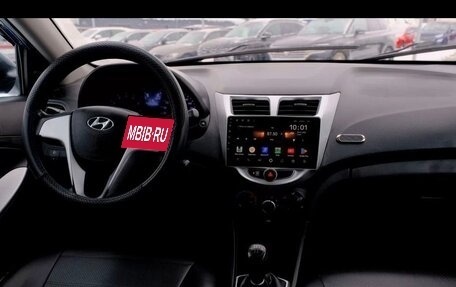 Hyundai Solaris II рестайлинг, 2012 год, 570 000 рублей, 8 фотография