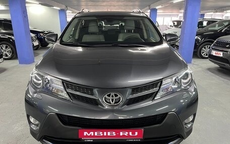 Toyota RAV4, 2013 год, 1 950 000 рублей, 2 фотография