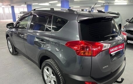 Toyota RAV4, 2013 год, 1 950 000 рублей, 7 фотография