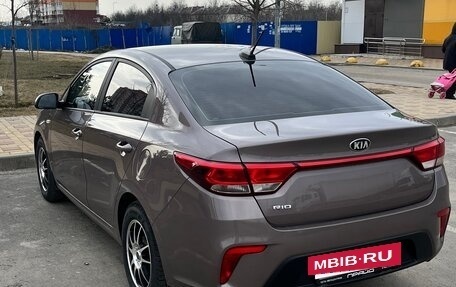 KIA Rio IV, 2020 год, 1 550 000 рублей, 4 фотография