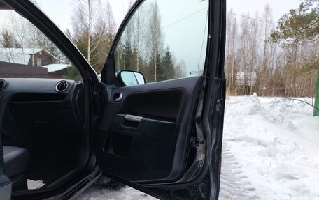 Ford Fusion I, 2006 год, 280 000 рублей, 11 фотография